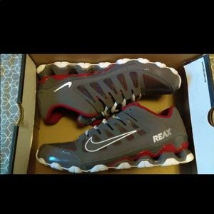 Nike Reax 8TR Mesh